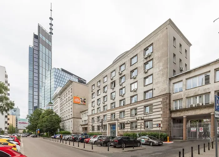 Superapart Chmielna 73A, City Center